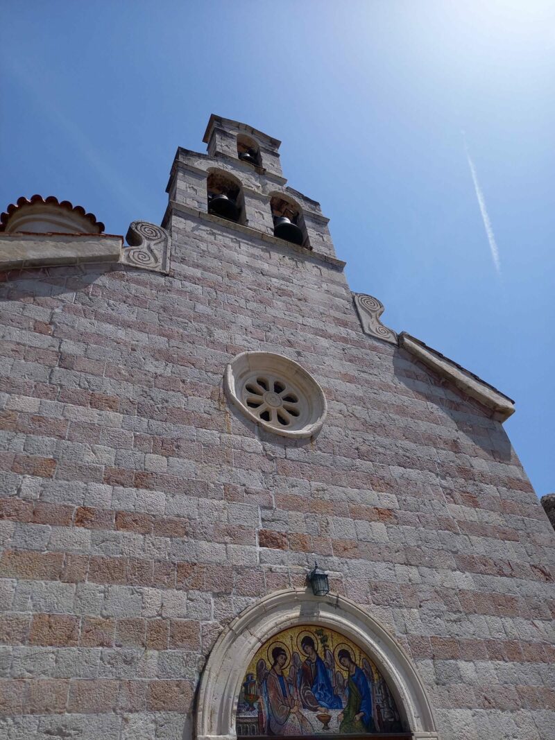 Budva, Sveti Trojica (Dreifaltigkeitskirche) von außen